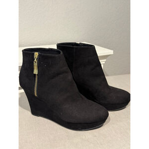 Women's Christian Siriano Black Wedge Platform Ankle Boots Size 10 Gold Zipper